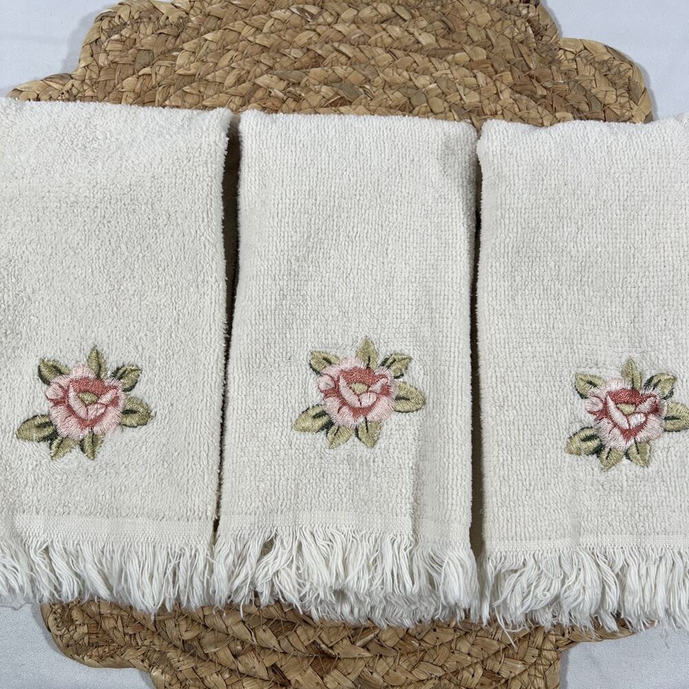 Vintage Set of 3 Avanti Ivory Pink Flower Rose Fingertip Hand Towels 100% Cotton